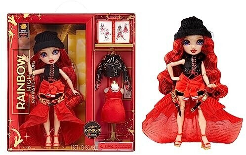 Rainbow High Tentpole PR Theme Doll - RED - 1 robe de Gala et 1 tenue  decontractée + accessoires et carnet de croquis