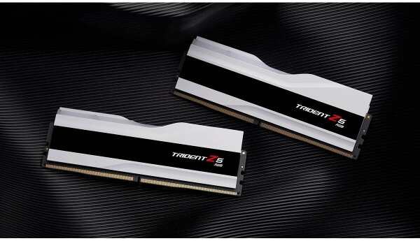 G.Skill Trident Z5 RGB 48GB Kit DDR5-8200 CL40 (F5-8200J4052F24GX2-TZ5RW), Bild 2