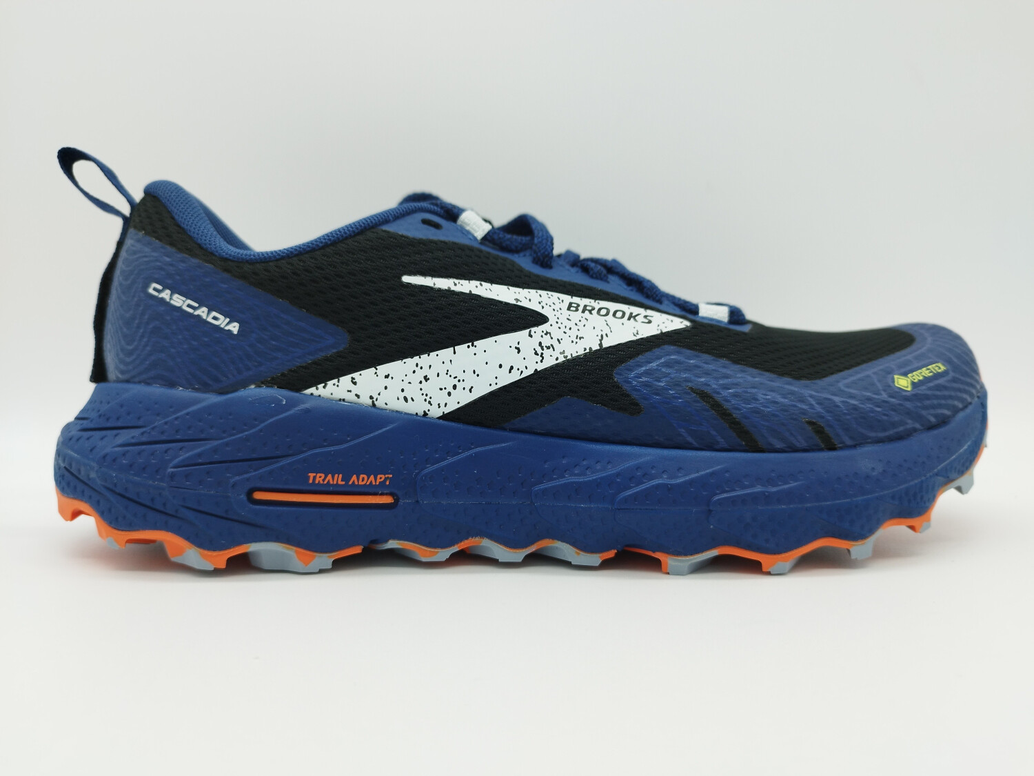 Brooks Cascadia 17 GTX (1104021D) black/blue/firecracker