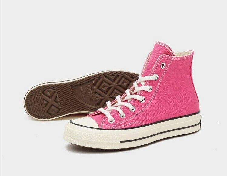 Vintage pink shop converse
