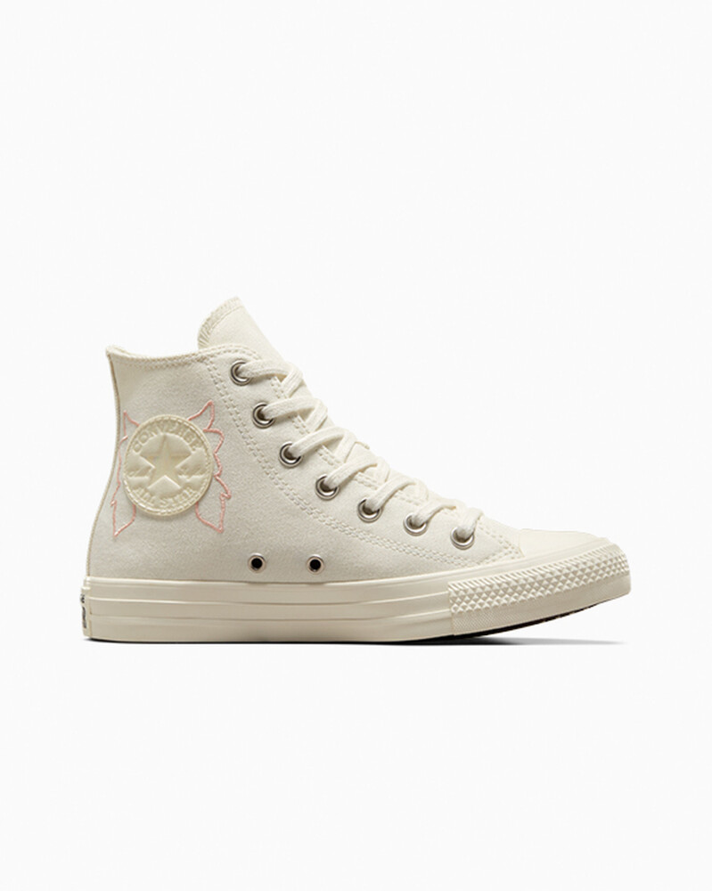 Converse store dainty cream