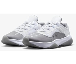 Black jordan 11 womens online