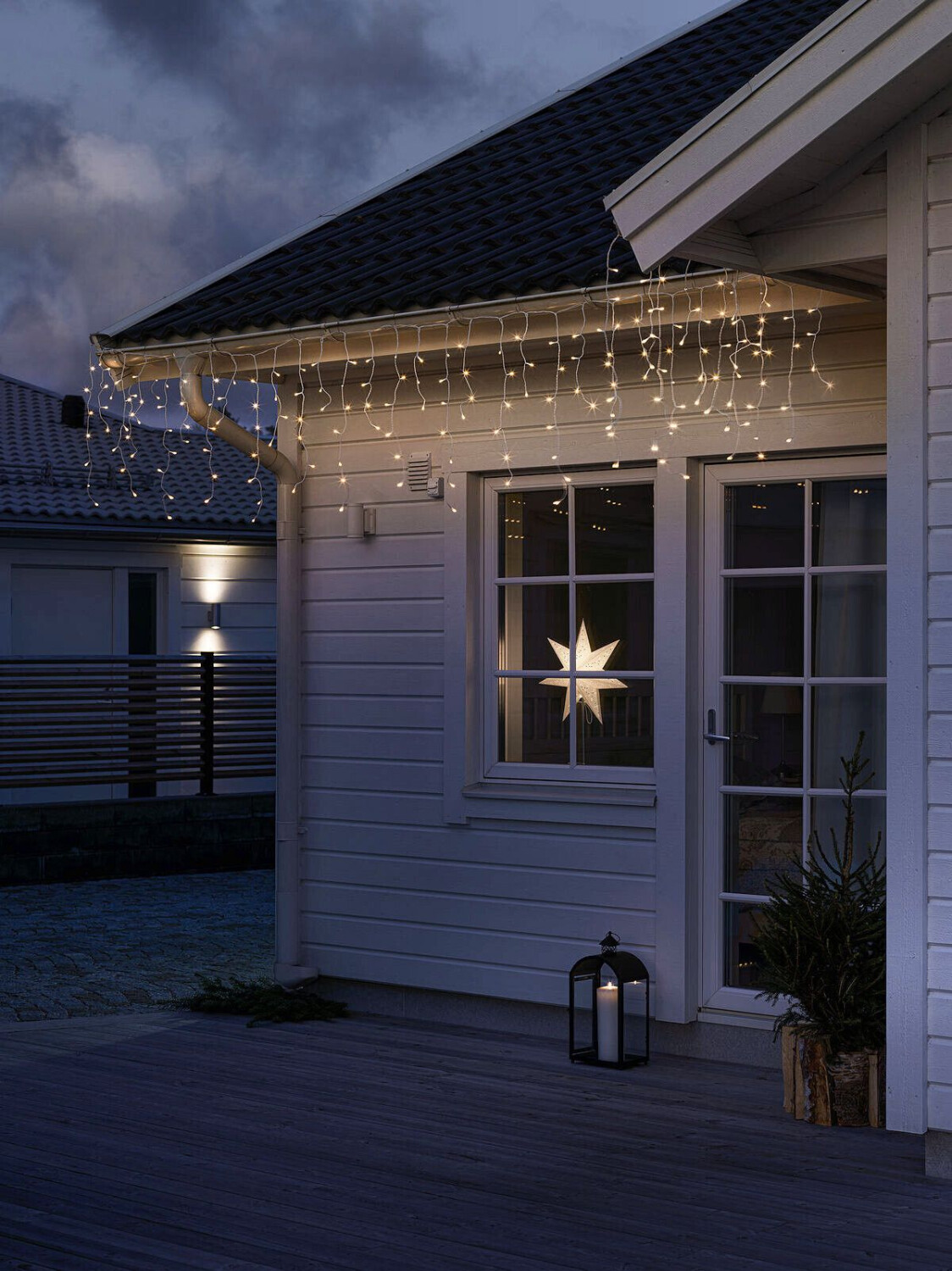 Konstsmide LED light curtain ice rain 80 LED warm white frosted battery operated sensor and timer