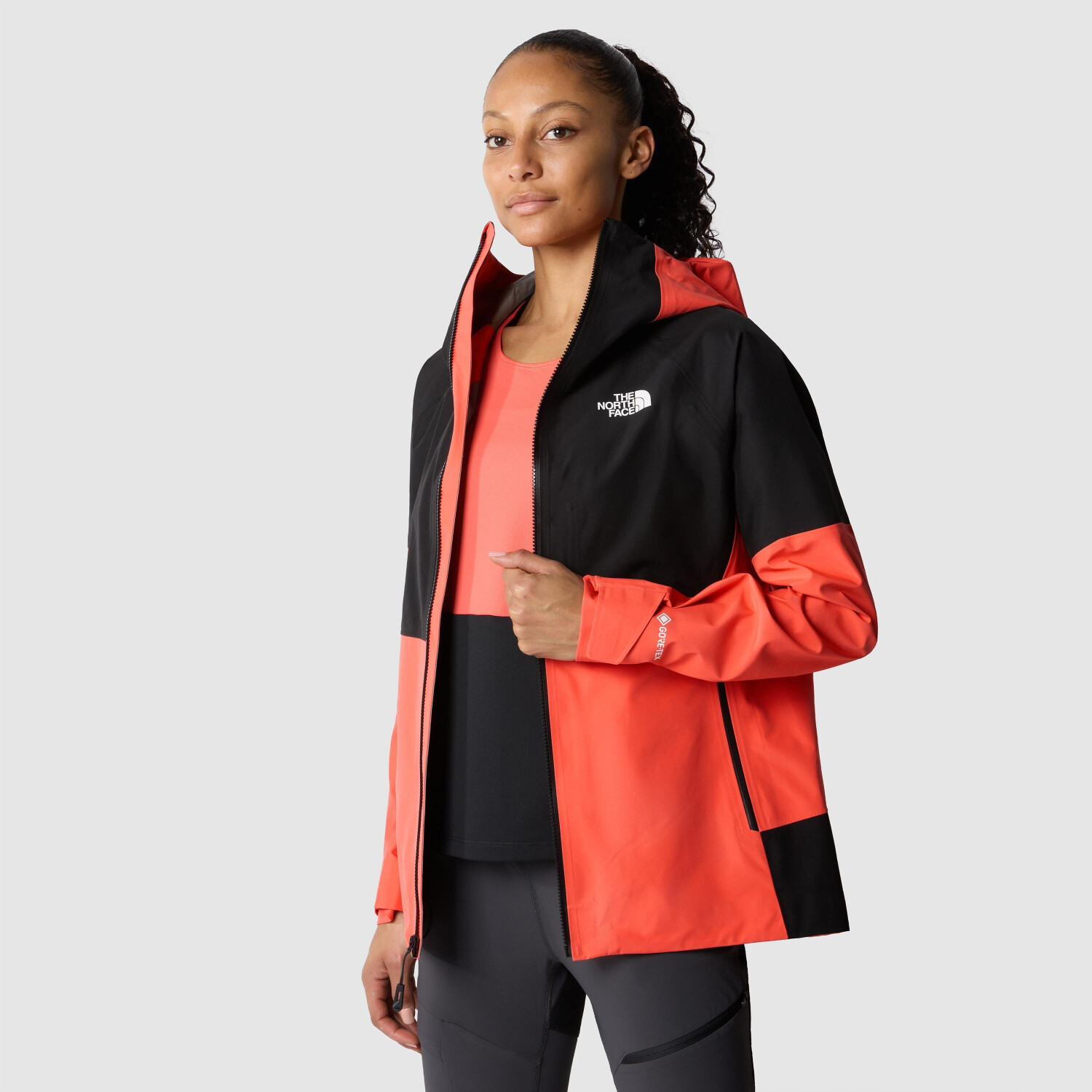 The North Face Jazzi GORE TEX Jacket Women radiant orange TNF black au meilleur prix sur idealo