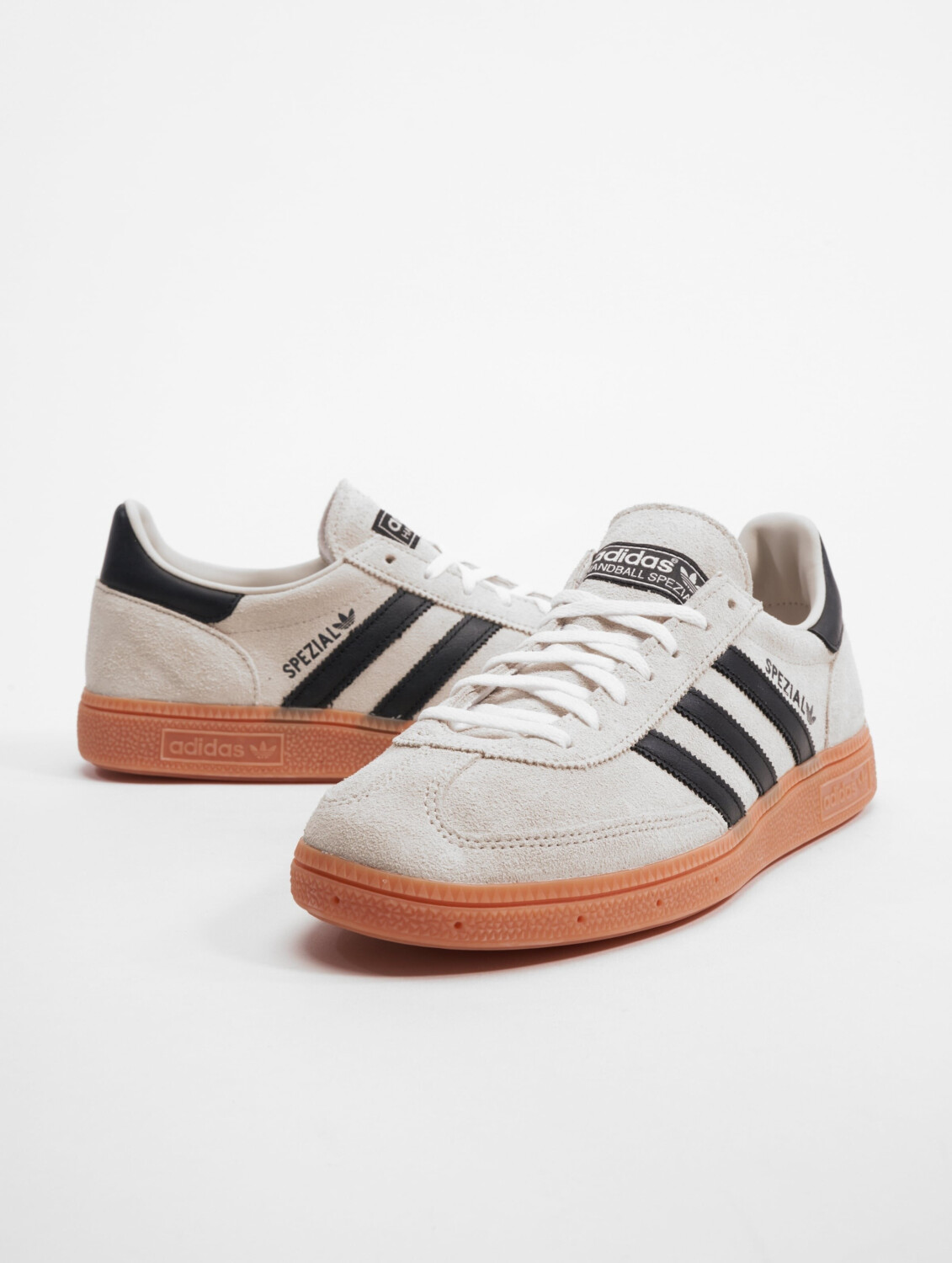 Adidas Handball Spezial Women aluminium core black cloud white IF6562 ab 87 99 Dezember 2024 Preise Preisvergleich bei idealo