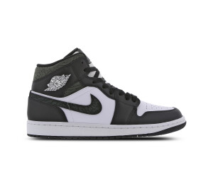 Black and white jordans size 7 online