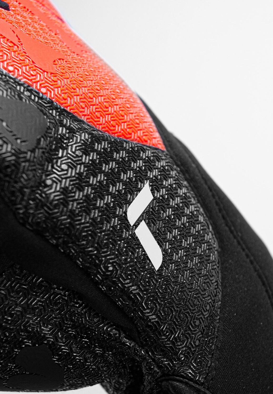 Reusch Worldcup Warrior Speedline (6211077) black/fluo red ab 68,45 € |  Preisvergleich bei