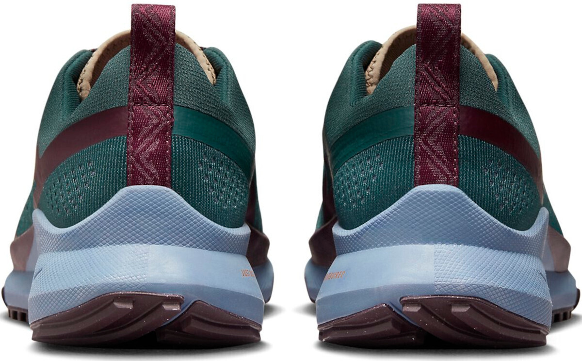 Nike pegasus trail 2025 cedar