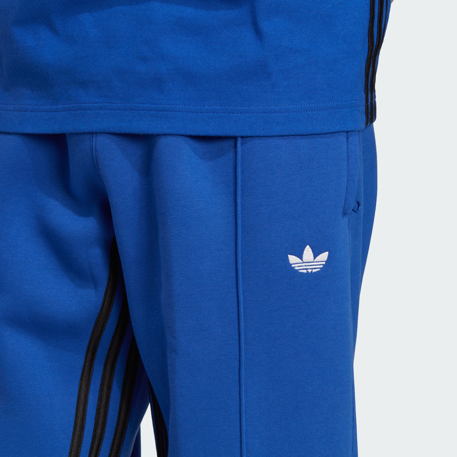 Adidas Man Rekive Jogging Pants Semi Lucid blue (IM1822) ab 49,99 € |  Preisvergleich bei