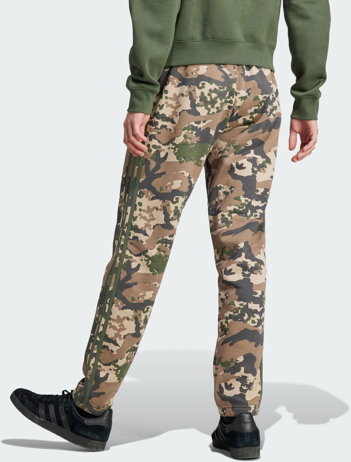Adidas Man Graphics Camo Jogging Pants shadow green (IP0283) ab 51,99 € |  Preisvergleich bei