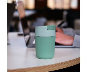 Joseph Joseph Sipp Reisebecher – 454 Ml, Auslaufsicher, BPA-frei, Mit Klappbarem Hygienedeckel & Rutschfestem Griff (Koralle)