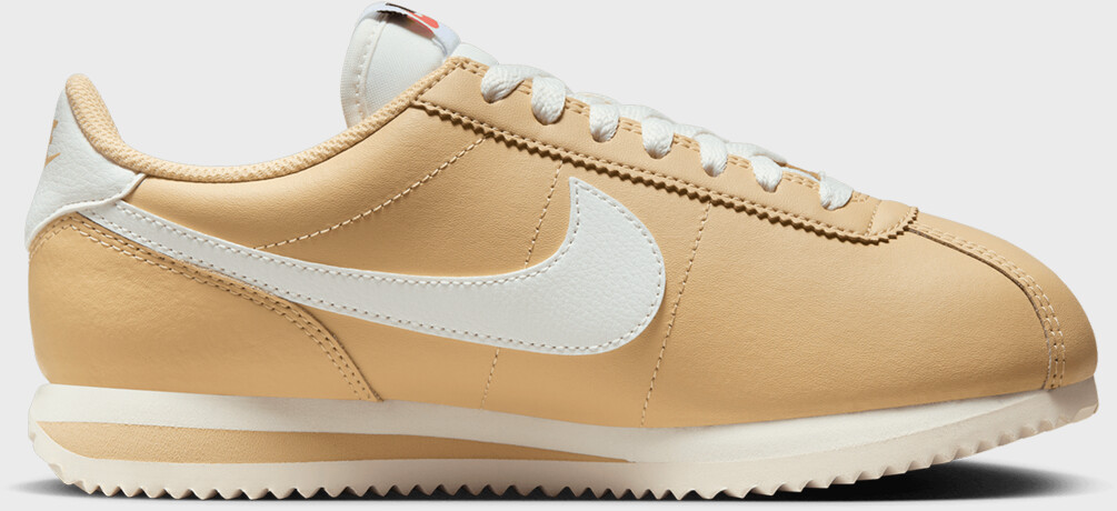 Nike cortez damen weiß gold hotsell