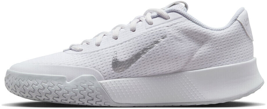Nike women's court lite 2 tennis shoes white and metallic silver 2025