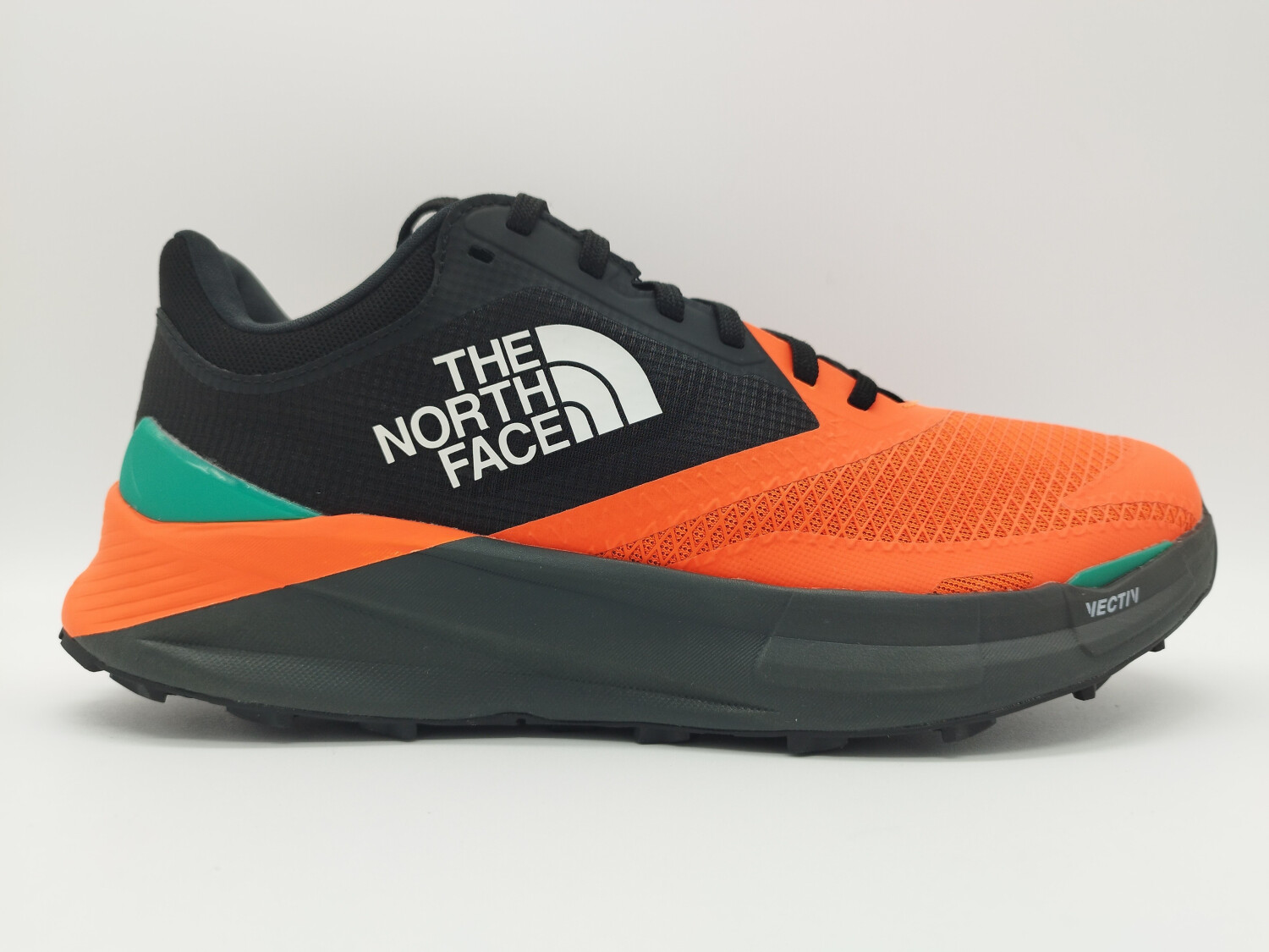 The North Face Vectiv Enduris III Trail Running Shoes (7W5O) power orange/black