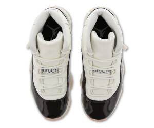 Jordan 11 retro velvet best sale