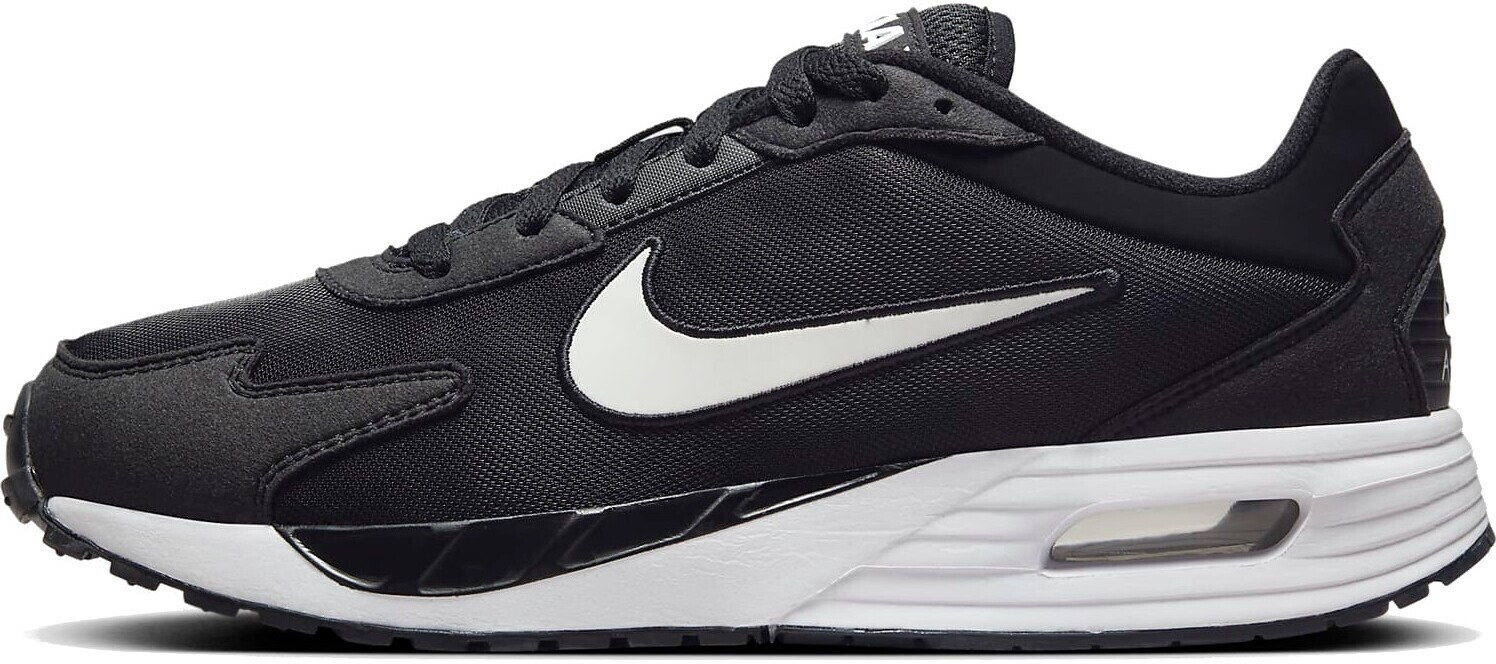 Nike air max black white sole online