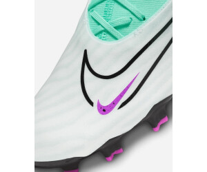 Turquoise hotsell football cleats