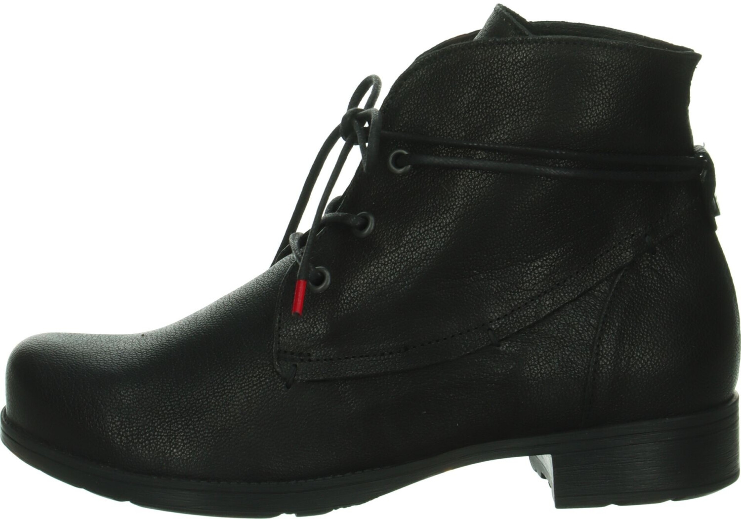 Think DENK with fashionable block heel black