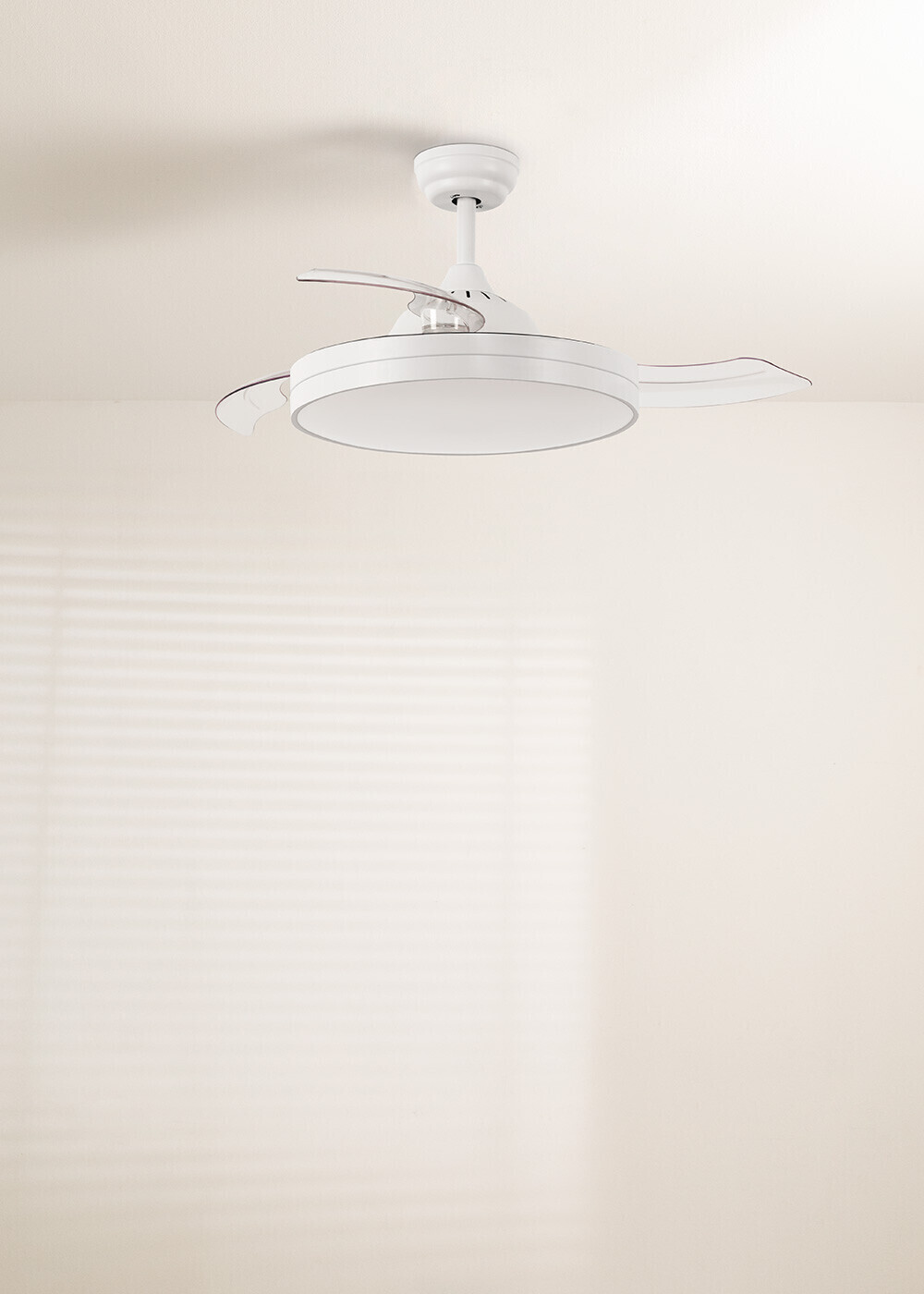CREATE WIND CLEAR White