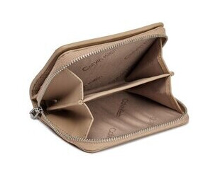 Calvin Klein Ziparound Flap (K60K607432) silver mink ab 34,09 