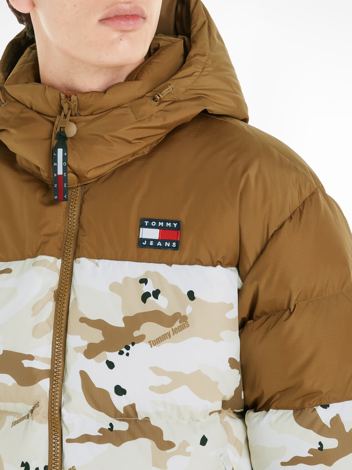 Buy Tommy Hilfiger All Over Print Down Alaska Puffer DM0DM17224