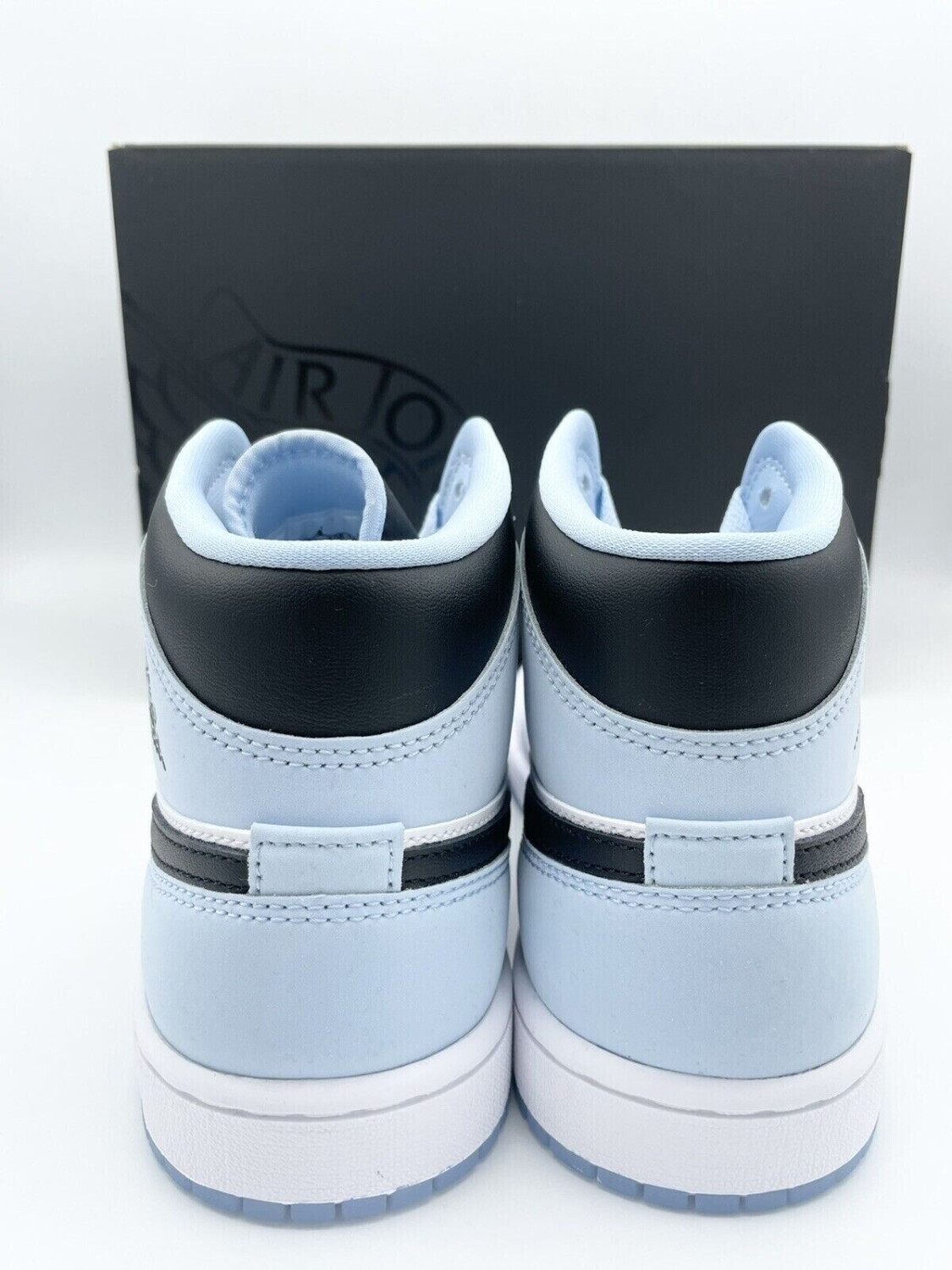 Jordan 1 light best sale smoke grey mujer