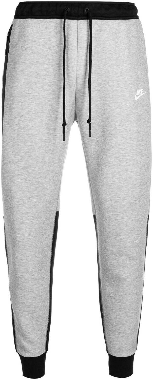 Black and white best sale nike tech pants