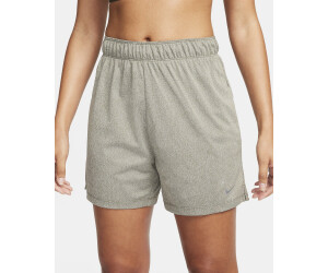 Nike Attack Women's Dri-FIT Fitness Mid-Rise Unlined Shorts