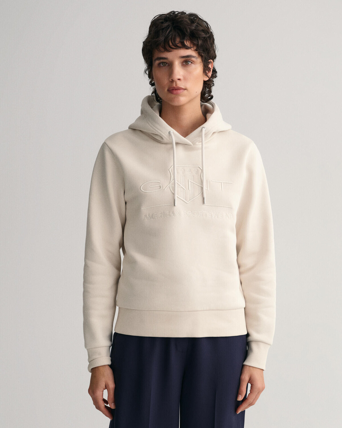 GANT Tonal Archive Shield Hoodie (4203648) putty ab 55,46 