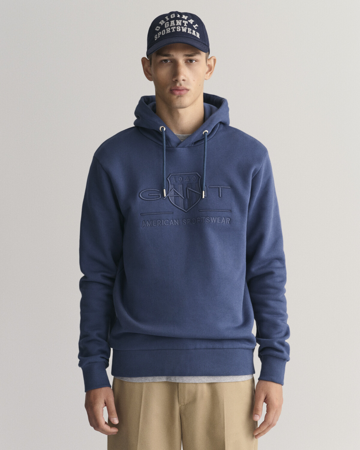 GANT Tonal Archive Shield Hoodie (2037020-403) blue
