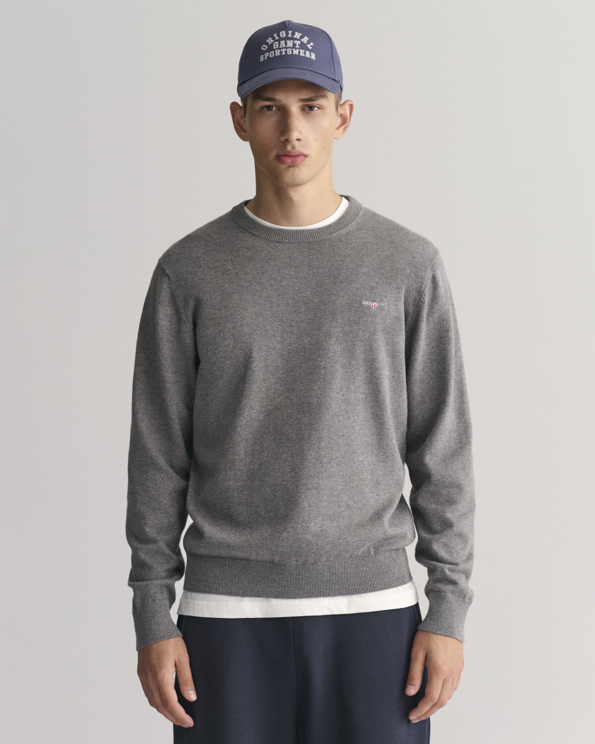 GANT Classic round neck sweater made of cotton (8030561-92) gray