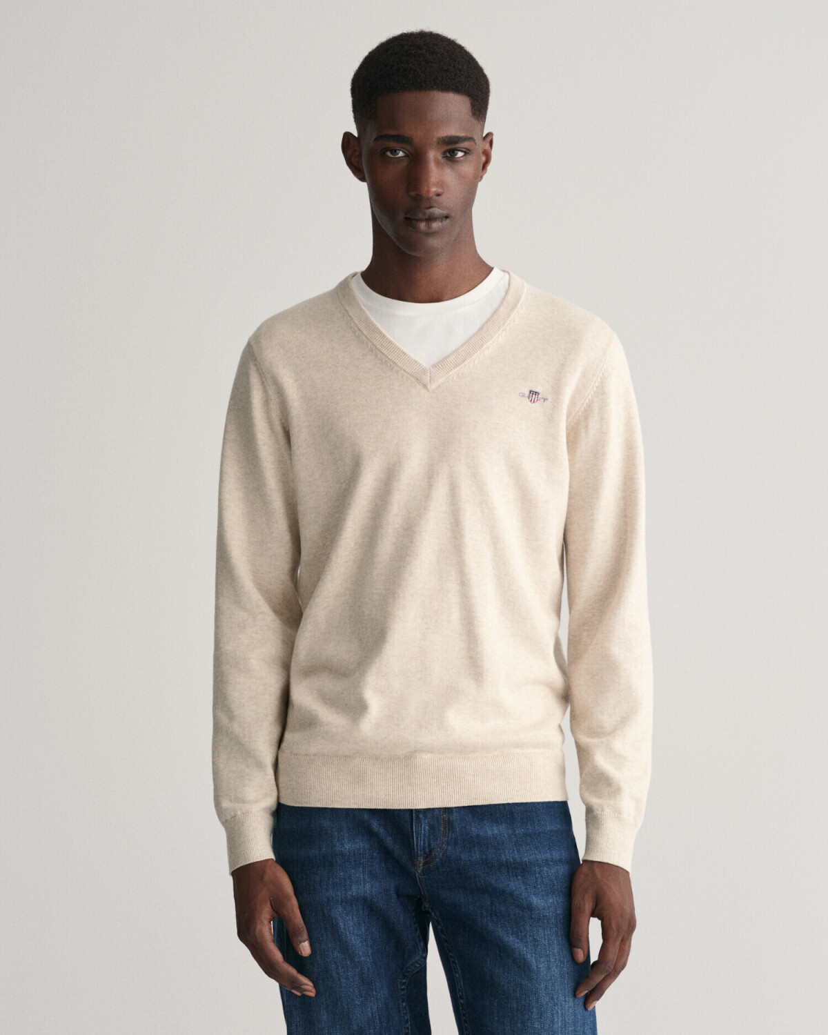 GANT Classic V-neck sweater made of cotton (8030562-291) brown