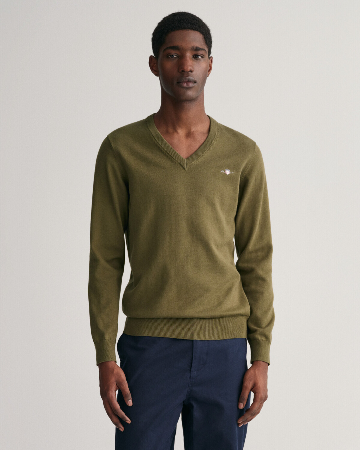 GANT Classic V-neck sweater made of cotton (8030562-301) green