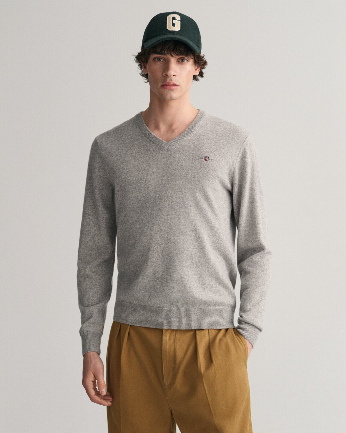 GANT Superfine Lambswool V-Neck Pullover (87212-93) grey