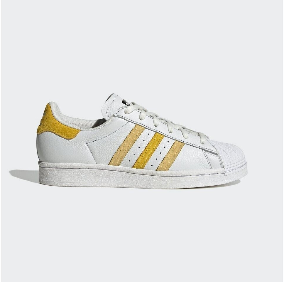 Gelbe adidas superstar 2025