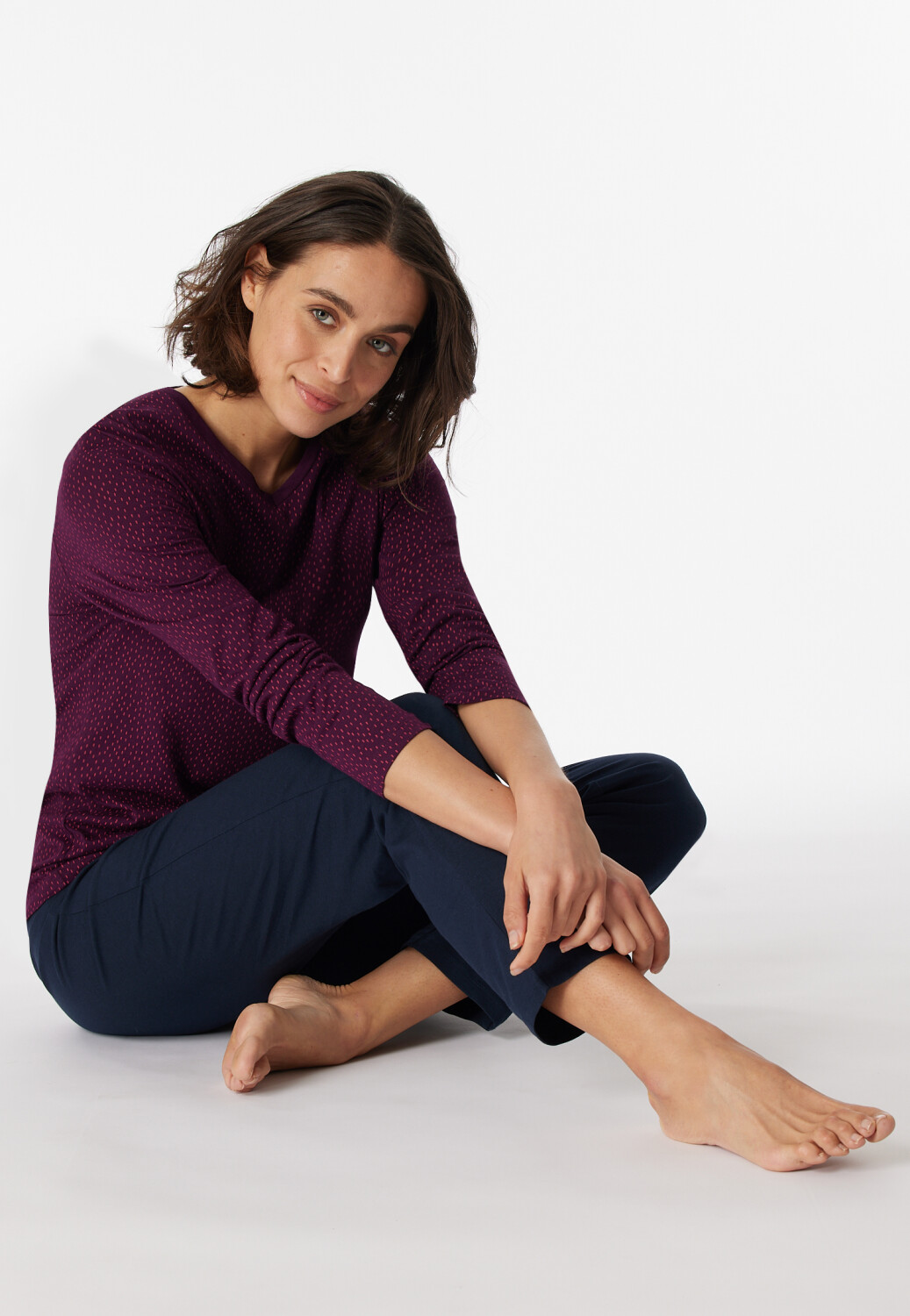 Schiesser Pajamas long V-neck dots plum Comfort Essentials (180062)