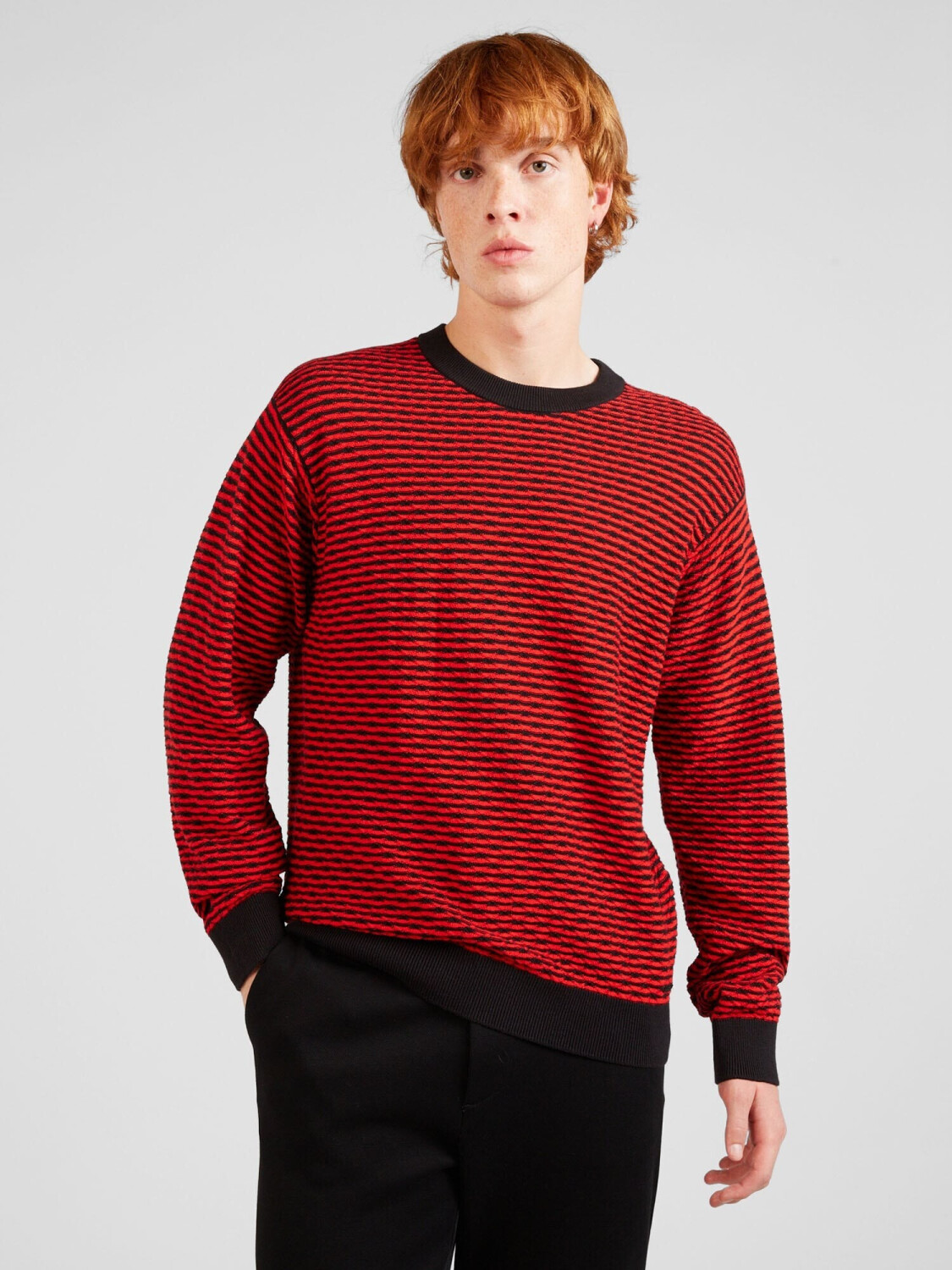 Hugo boss black and red jumper outlet