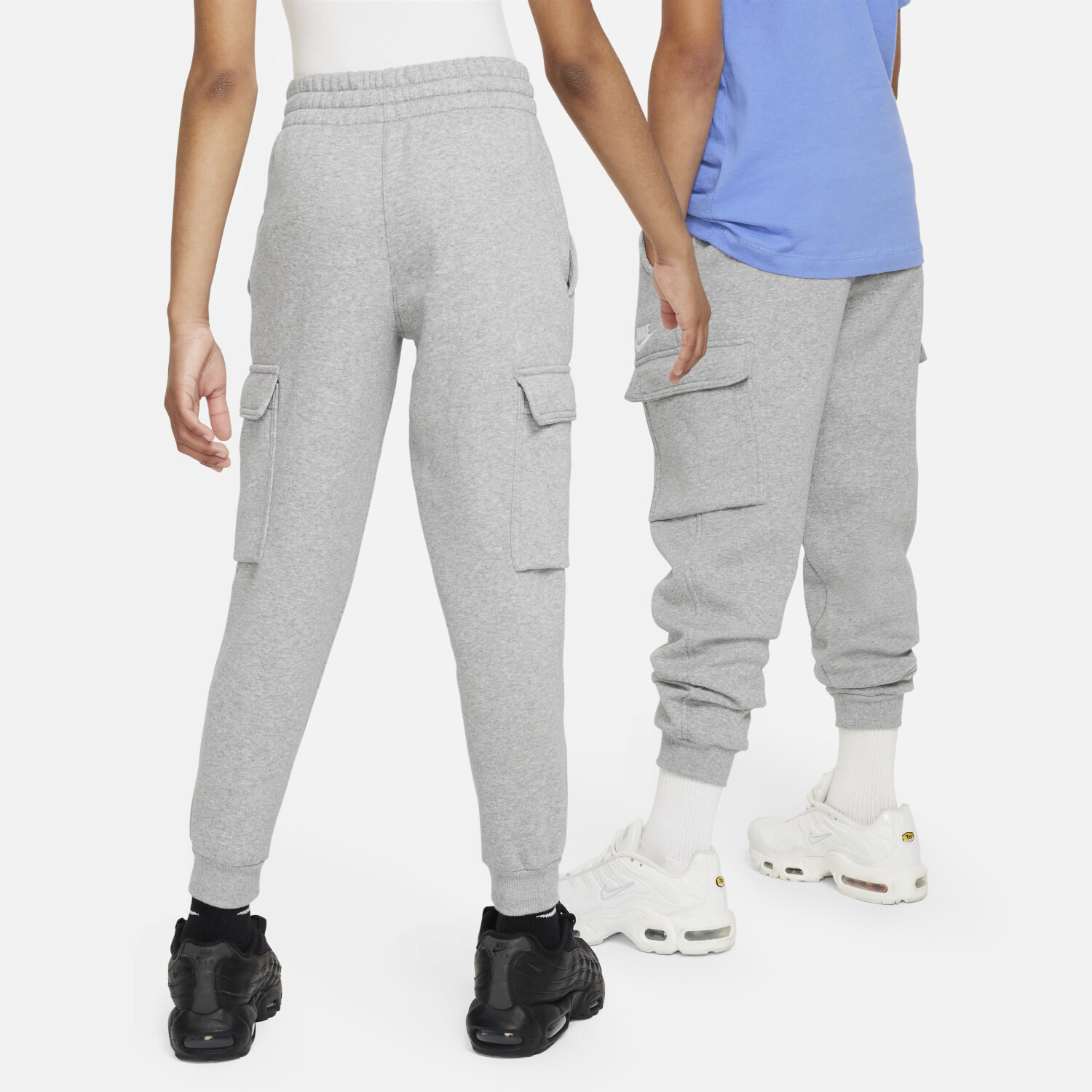 Nike Sportswear Club Fleece Older Kids' Cargo Trousers (FD3012) dark grey heather/base grey/white