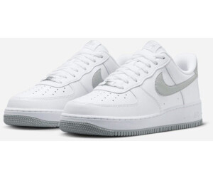 Nike Air Force 1 07 white white light smoke grey Les Soldes arrivent le 8 janvier 2025 idealo