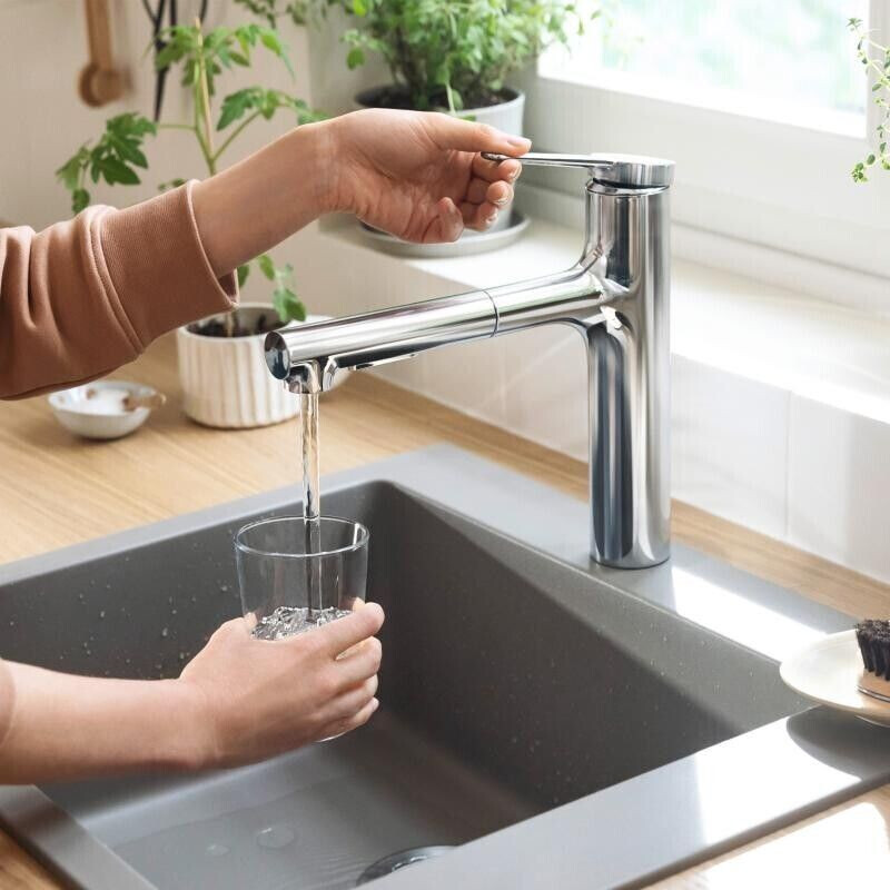 Hansgrohe Zesis M33 Einhebel-Küchenarmatur mit ausziehbarem Metall  