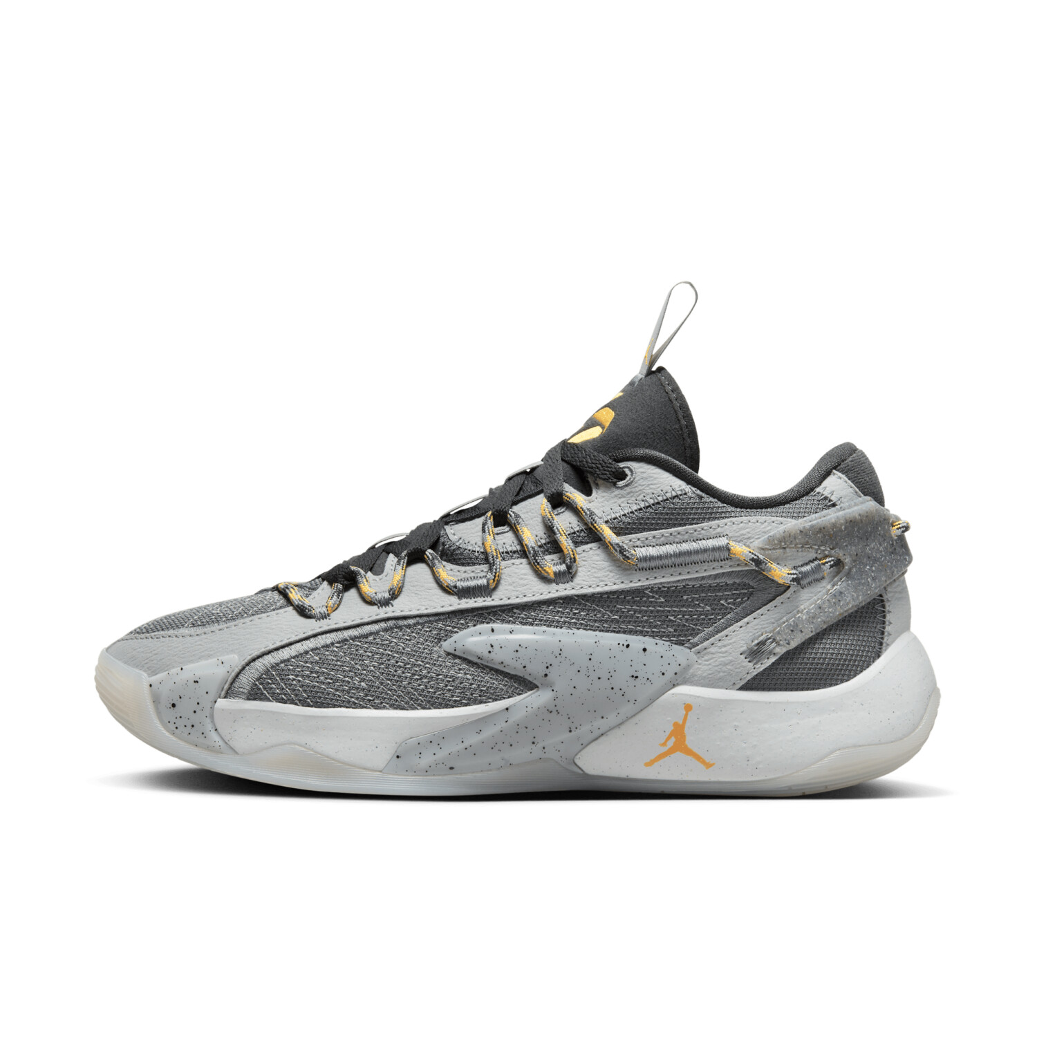 Scarpe basket nike prezzi outlet
