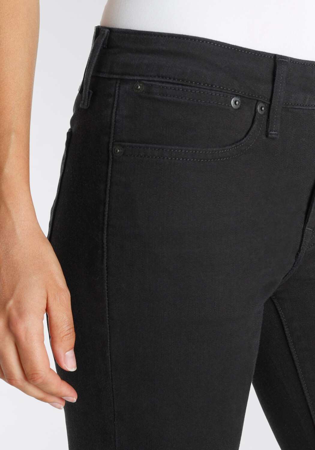 Levis 712 slim noir online