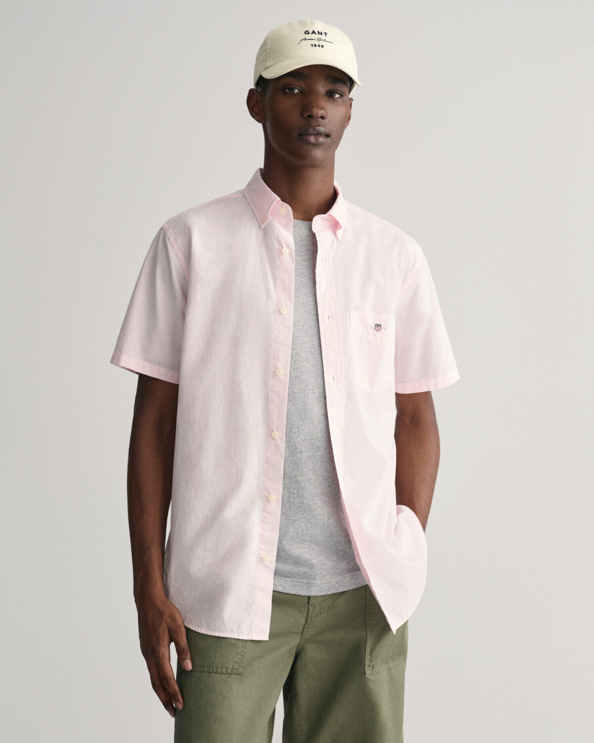 GANT Regular Fit Poplin Short-Sleeve Shirt (3000101) light pink