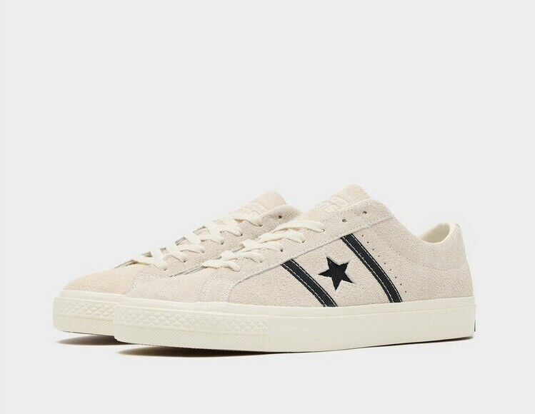Black converse one star suede store