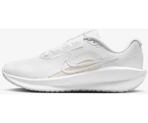 Nike women's size 13 shoes top