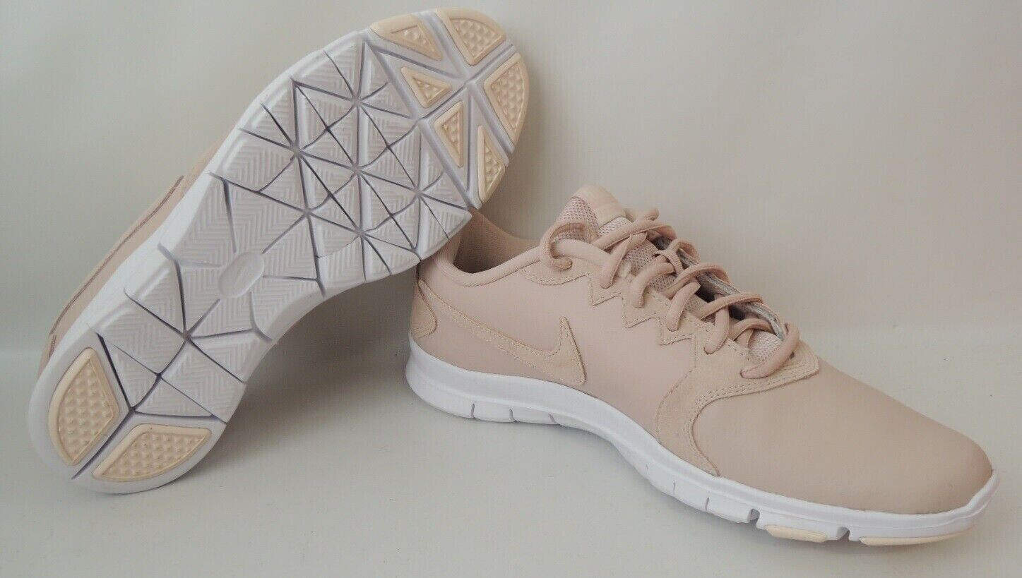 Nike flex essential tr leather best sale