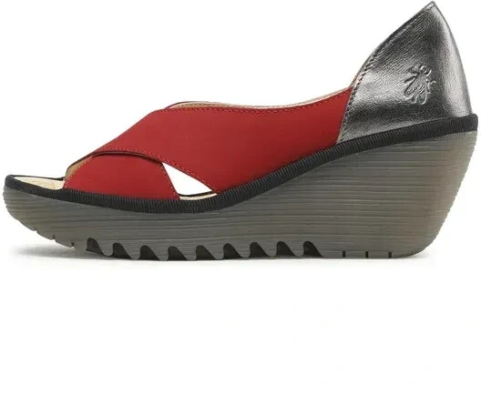 Fly London Yomafly P501307010 Sandals red graphite