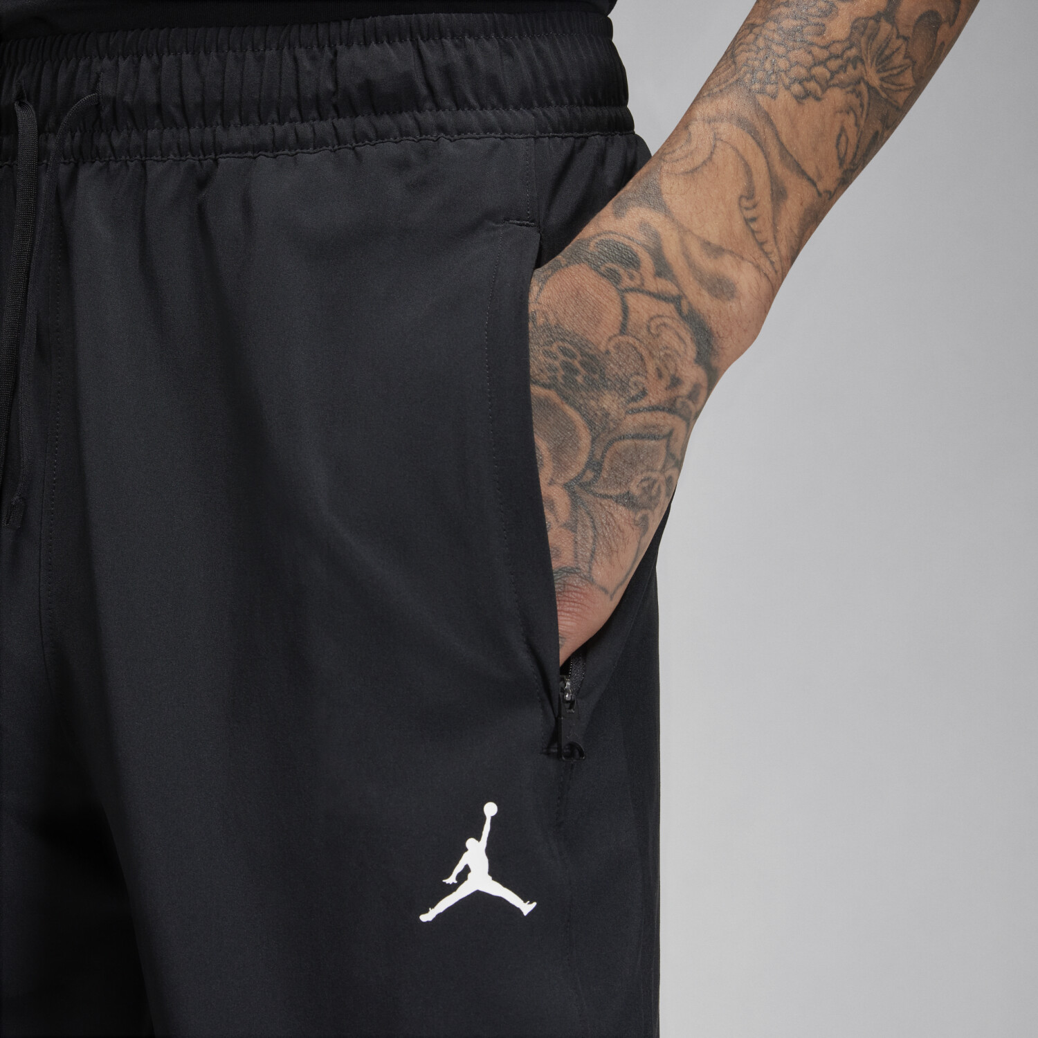 Black and white jordan pants store