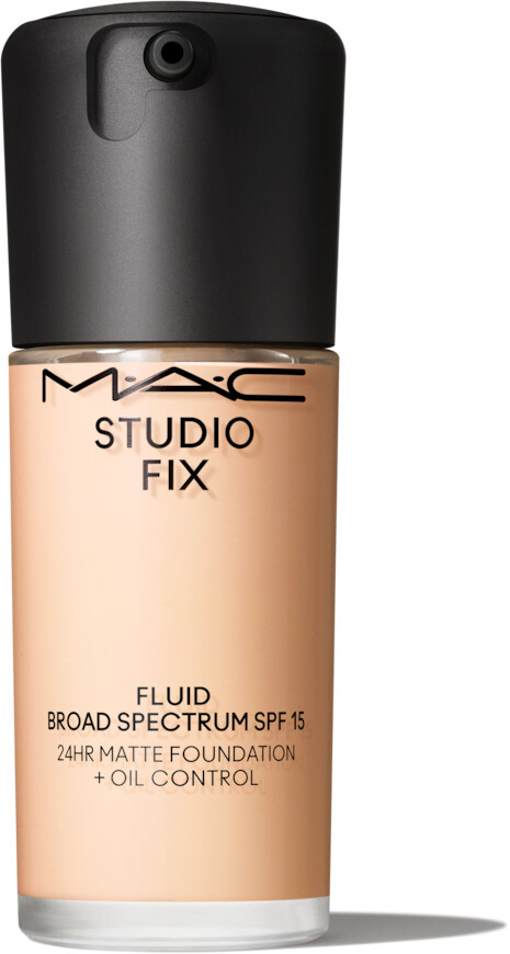 MAC Studio Fix Fluid Broad Spectrum SPF15 Foundation + Oil Control NW15
