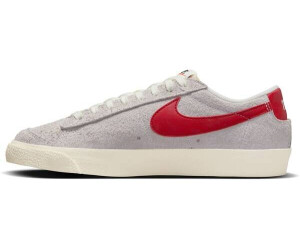 nike blazer low vintage white